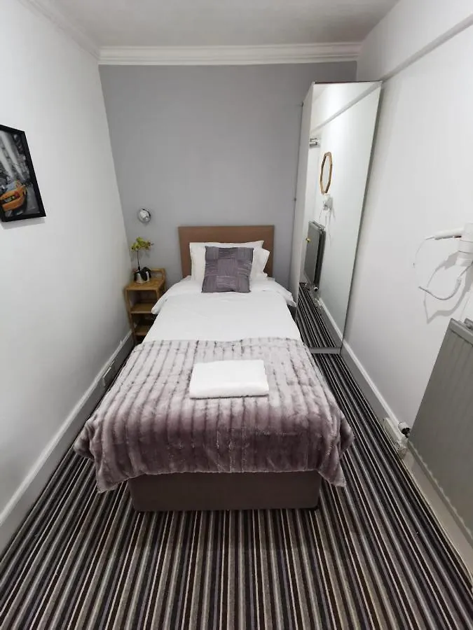 Edinburgh Rays Guest House 0*,  イギリス