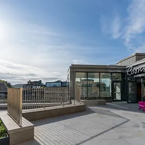 Aparthotel Roomzzz, Edimburgo